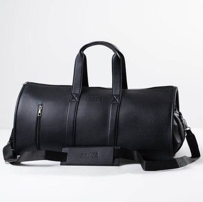 The duffle in classic black