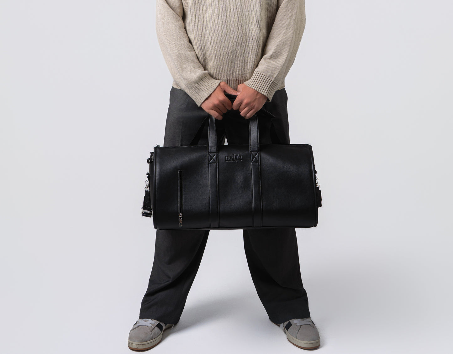 The duffle in classic black